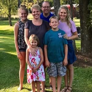 Meet your Posher, Brittney